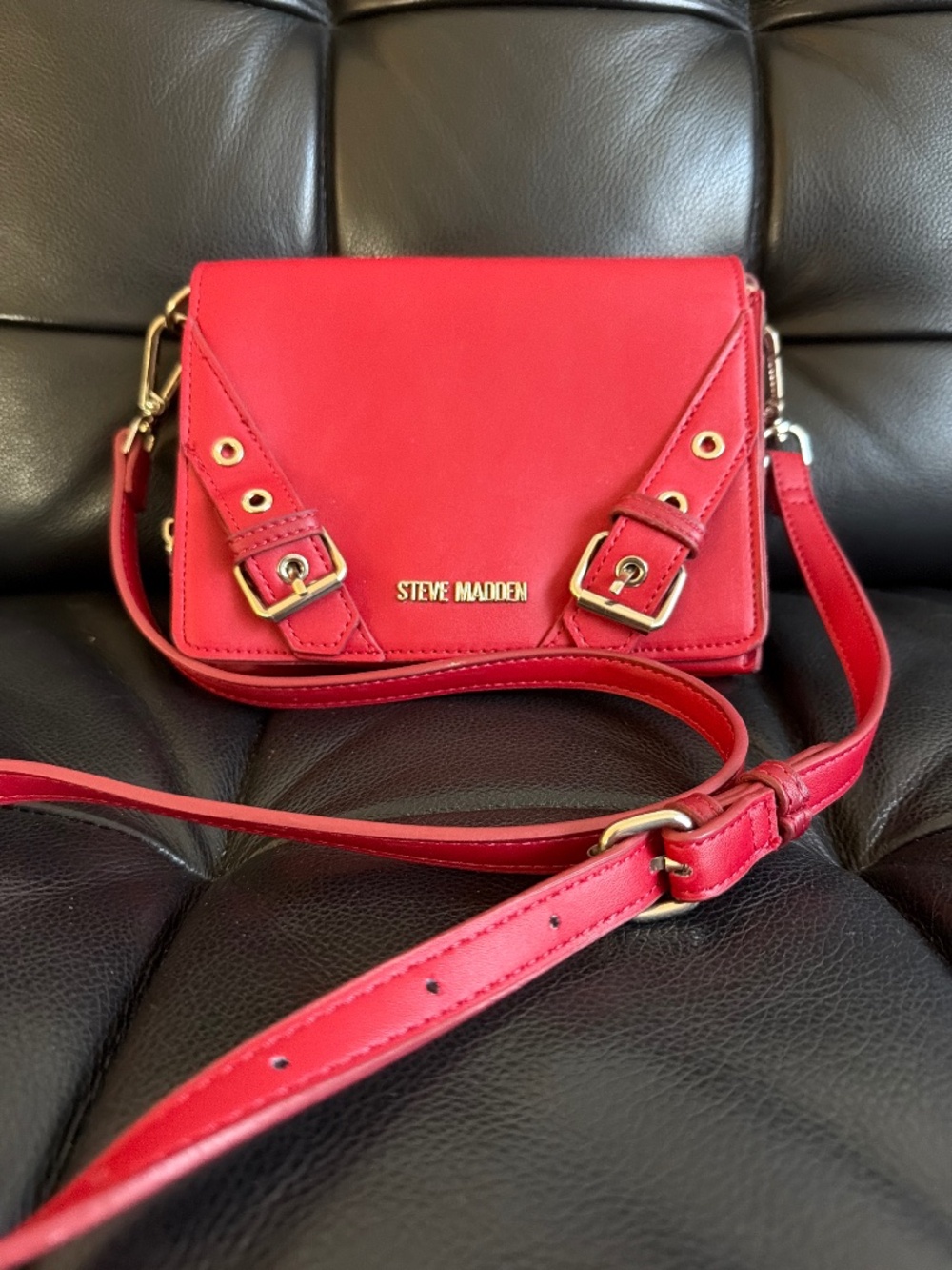 Steve Madden Red Crossbody Bag – Gold Hardware